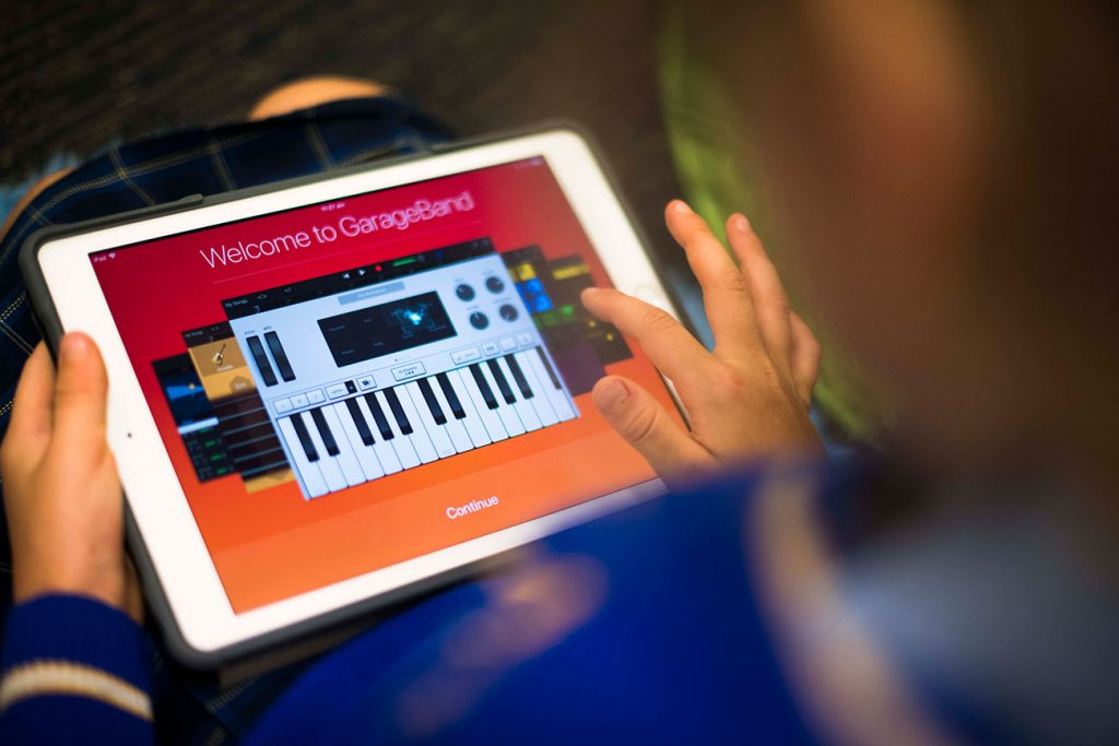 Student on garage band